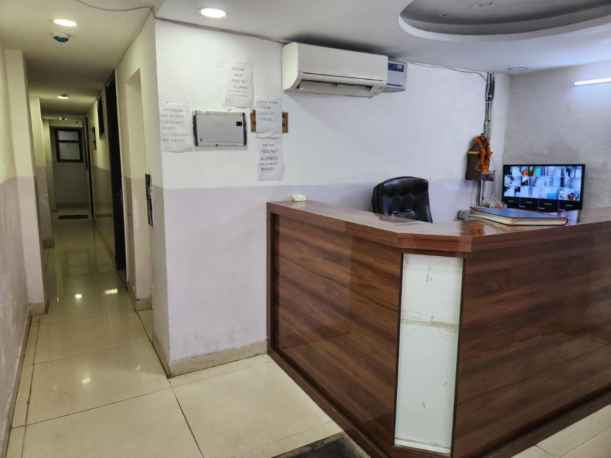 Hotel Cozy Cave Near Igi Airport Delhi New Delhi Exterior photo